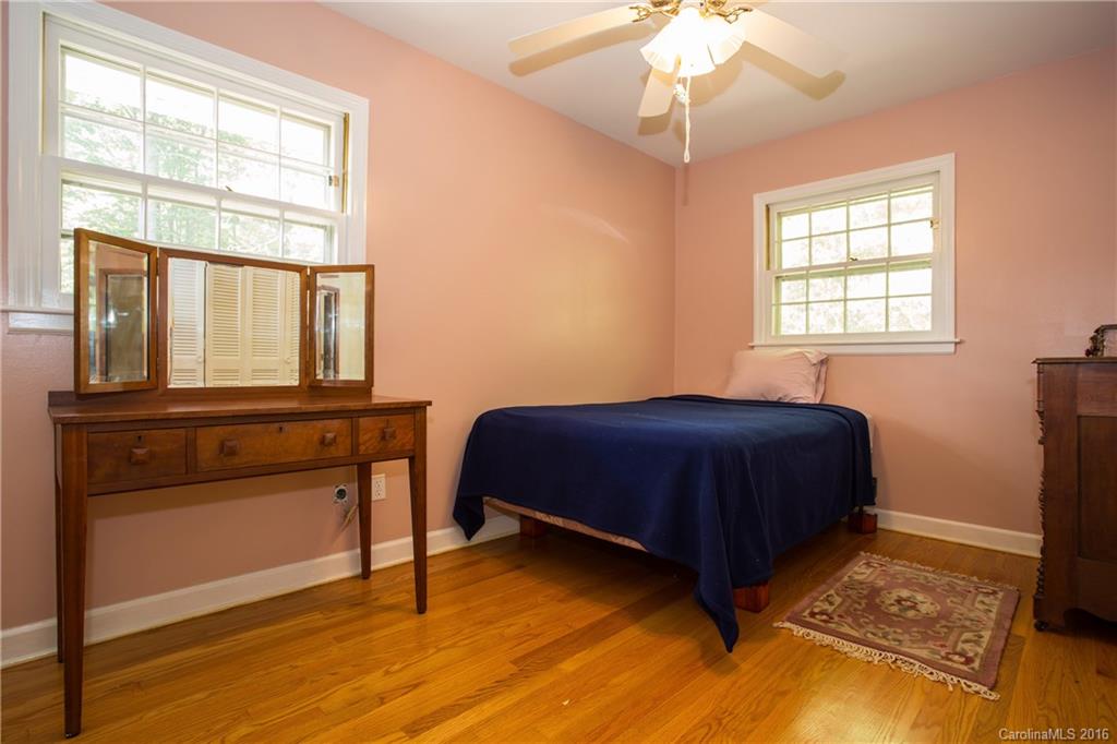 125 Old Bee Tree Road Swannanoa, NC 28778 - Photo 8 of 21 Gallery Image 8