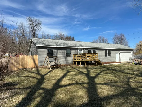 $245,000 | 2001 199th Street West, Faribault, MN 55021