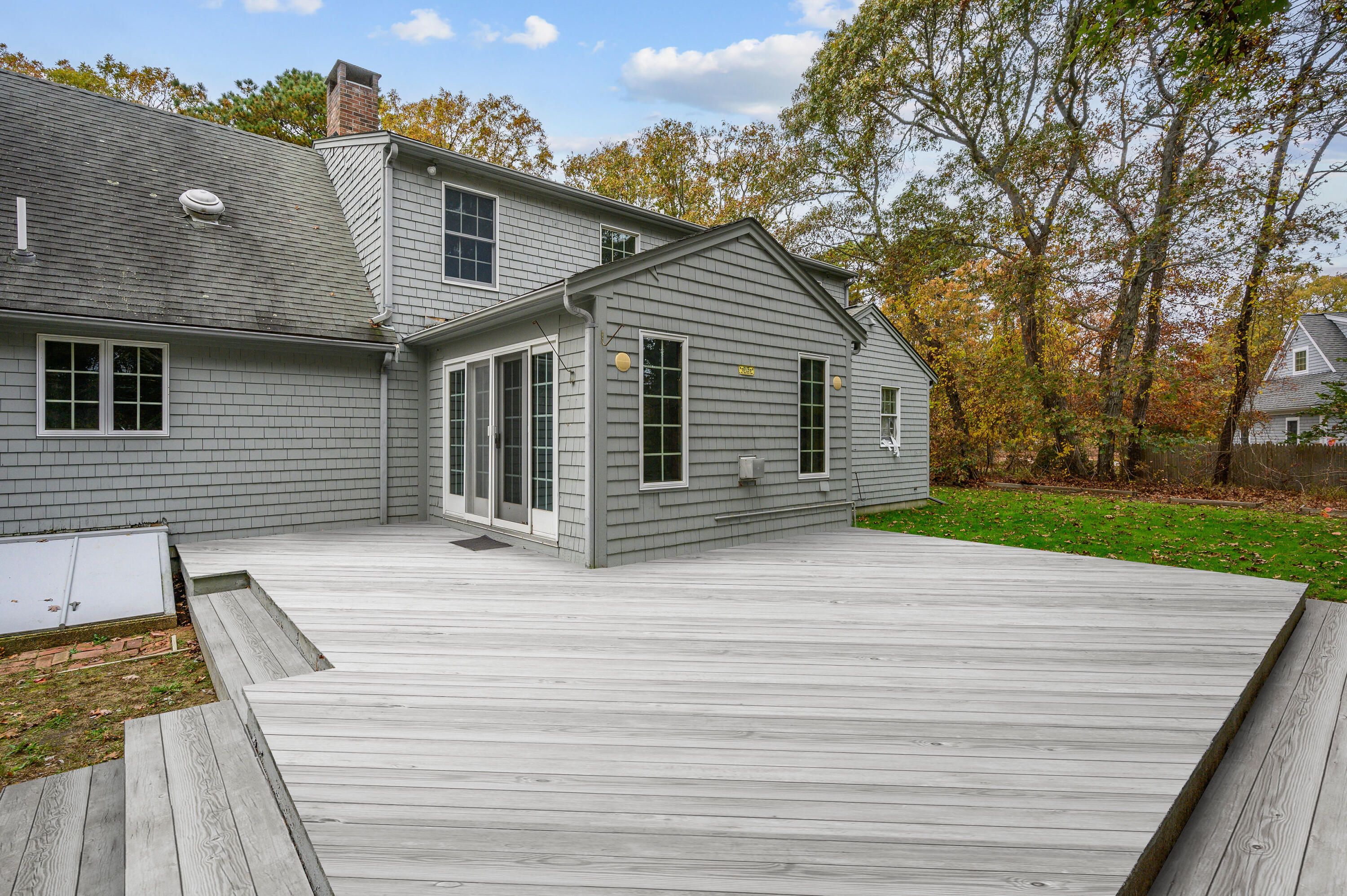 40 Baldwin Road Eastham, MA 02642 - Photo 2 of 37 a backyard of a house