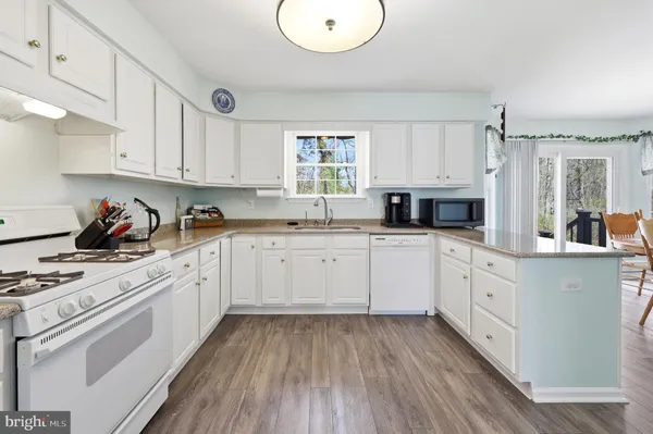$489,900 | 3202 Oakwood Drive, Hammonton, NJ 08037