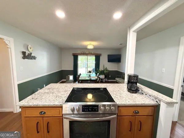 $289,900 | 1405 Pebblewood Drive, Adel, GA 31620