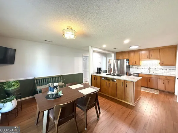 $289,900 | 1405 Pebblewood Drive, Adel, GA 31620