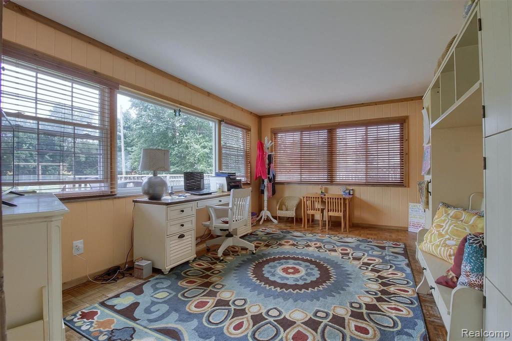 18351 Stephens Eastpointe, MI 48021 - Photo 16 of 31 Gallery Image 16