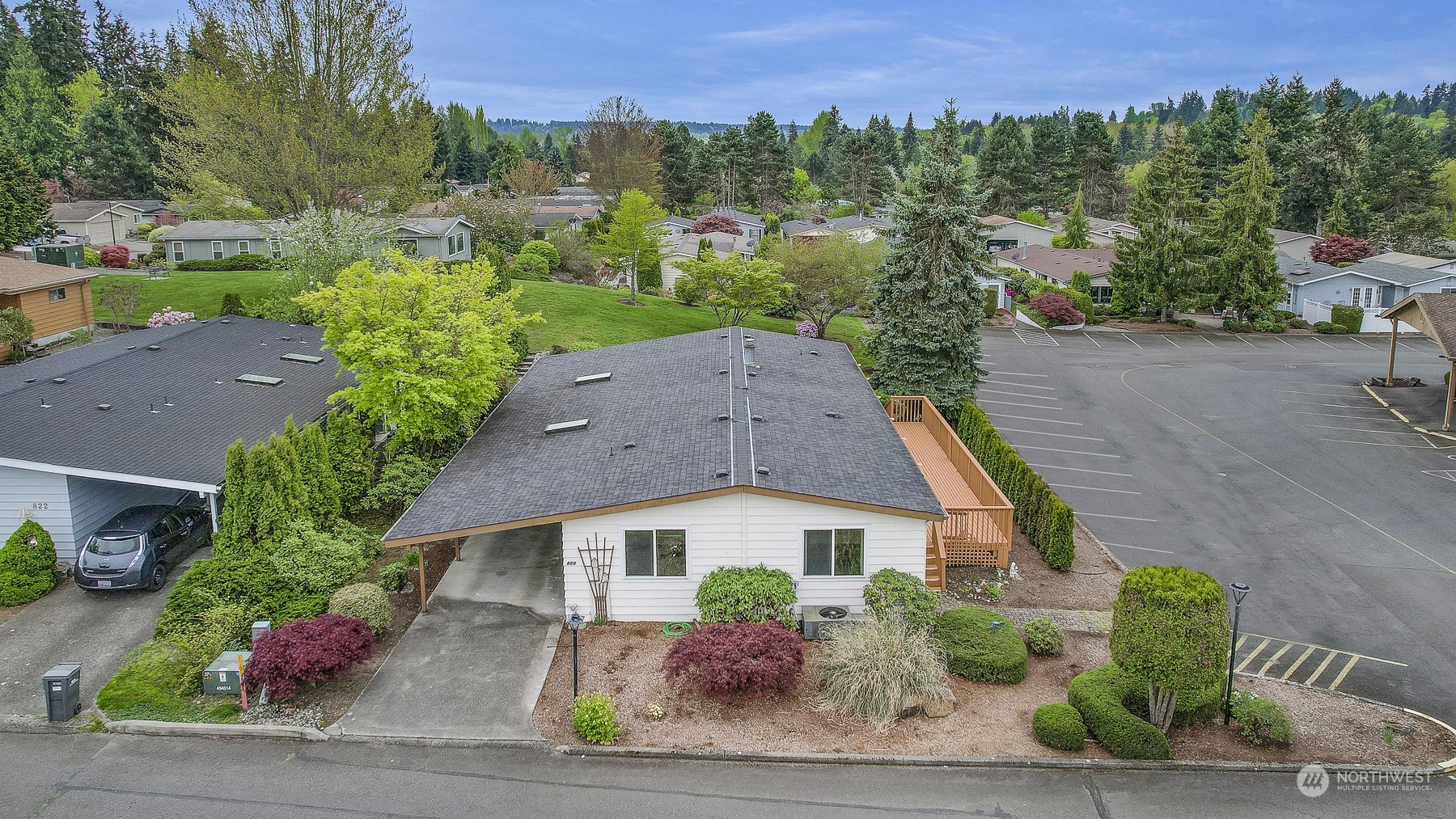 828 Wandering Creek Drive Bothell, WA 98021 - Photo 28 of 40 an aerial view of a house