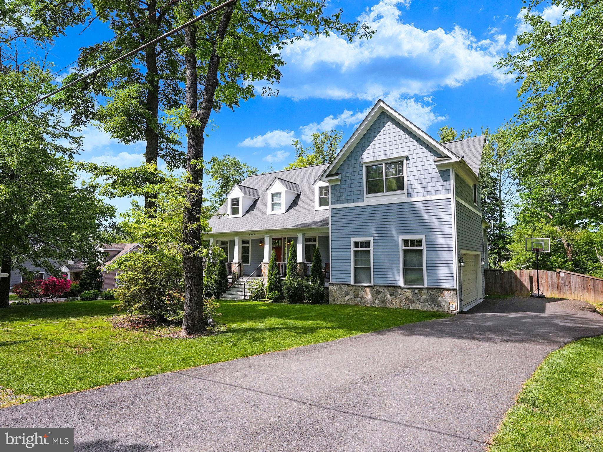 8908 Walker Street Fairfax, VA 22032 - Photo 2 of 66