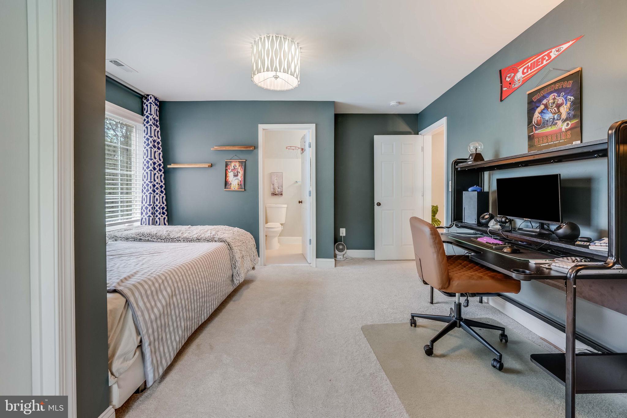 8908 Walker Street Fairfax, VA 22032 - Photo 39 of 66