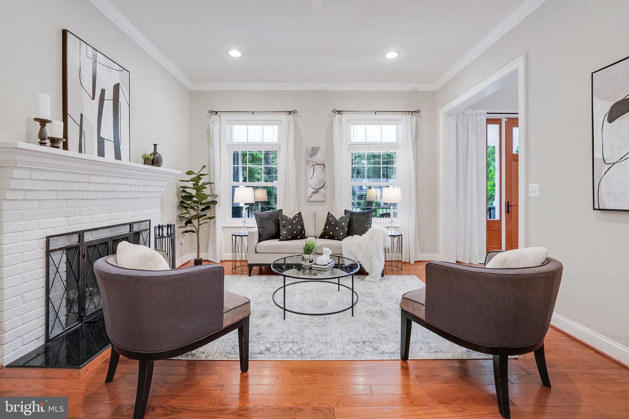 8908 Walker Street Fairfax, VA 22032 - Photo 5 of 66