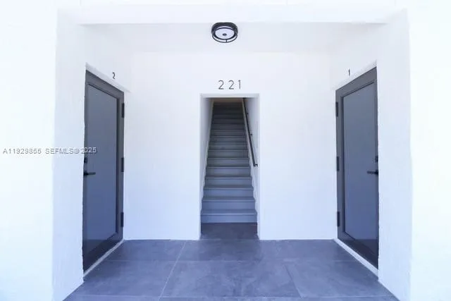 $2,195 | 221 Southwest 11th Avenue, Unit 1, Miami, FL 33130