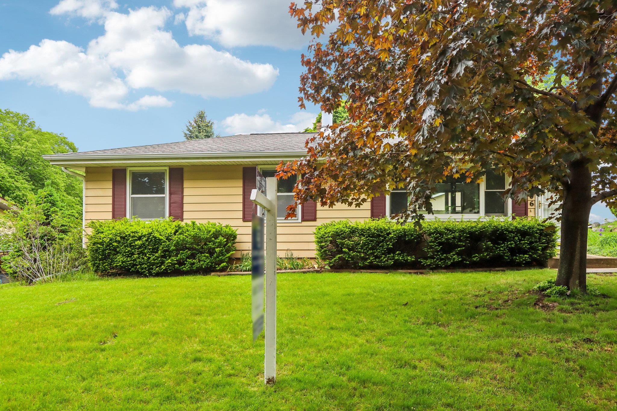 5006 Violet Lane Madison, WI 53714 - Photo 4 of 34