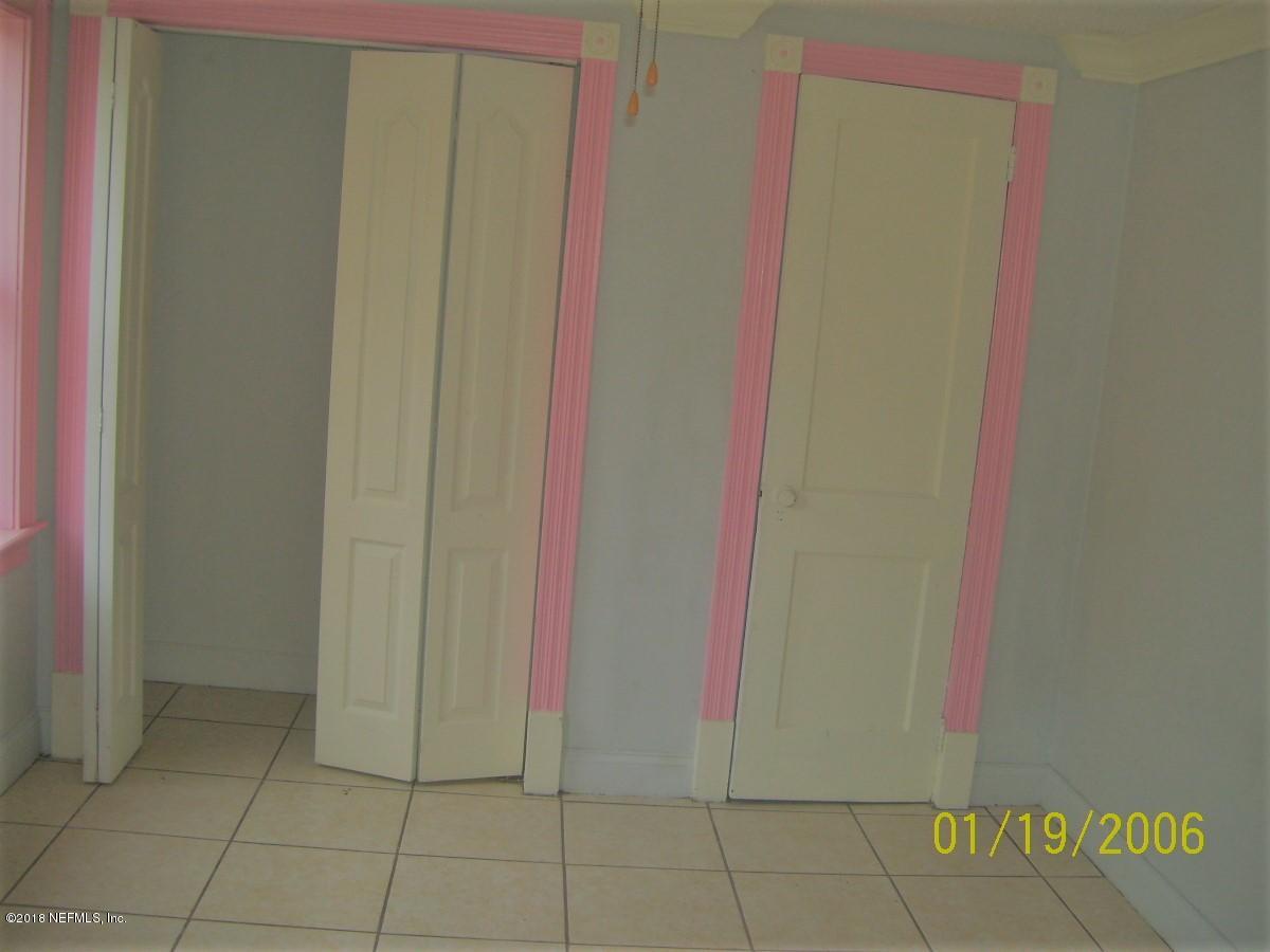 22 Clark Road Jacksonville, FL 32218 - Photo 13 of 25 22 CLARK RD 12 20 18 (6)