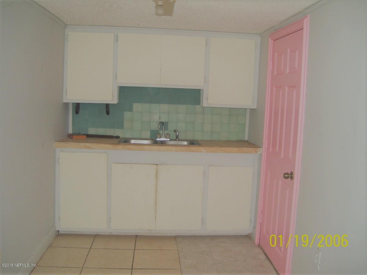 22 Clark Road Jacksonville, FL 32218 - Photo 18 of 25 22 CLARK RD 12 20 18 (12)