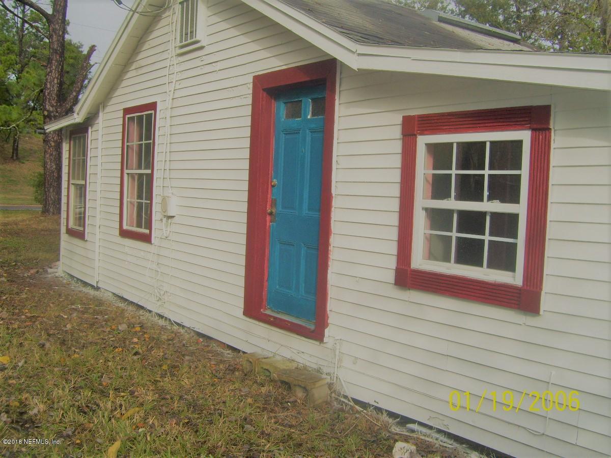 22 Clark Road Jacksonville, FL 32218 - Photo 6 of 25 22 CLARK RD 12 20 18 (23)
