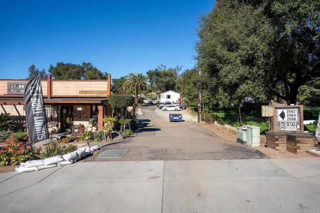 $3,000,000 | 2560-66 Alpine Boulevard, Alpine, CA 91901