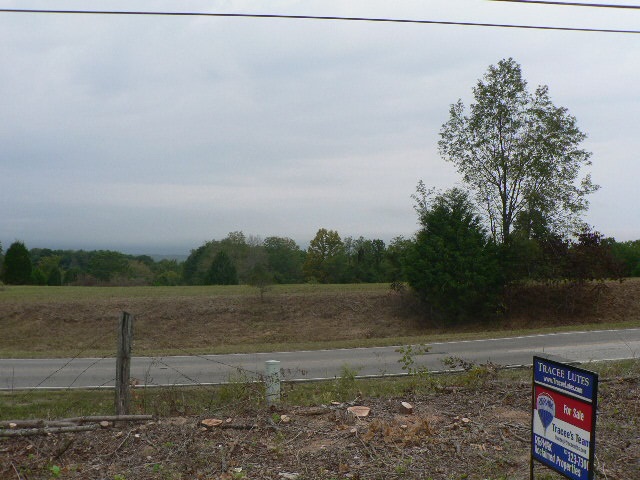 9573 South Strain Ridge Road Bloomington, IN 47401 - Photo 3 of 6