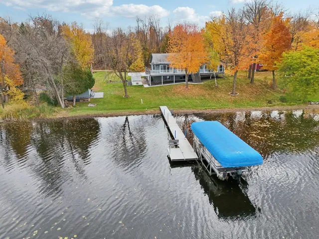 $700,000 | 44080 Maple Lane, Harris, MN 55032