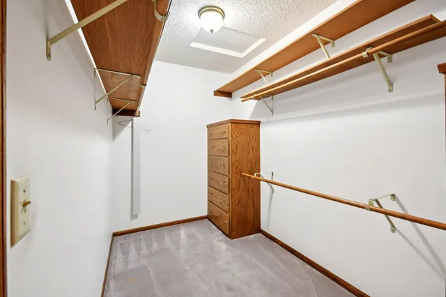 $700,000 | 44080 Maple Lane, Harris, MN 55032