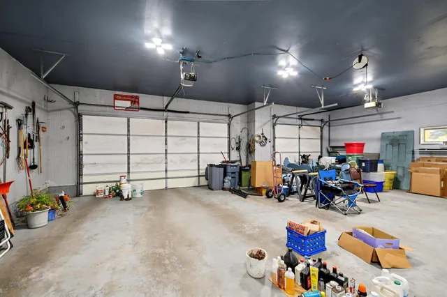 $700,000 | 44080 Maple Lane, Harris, MN 55032