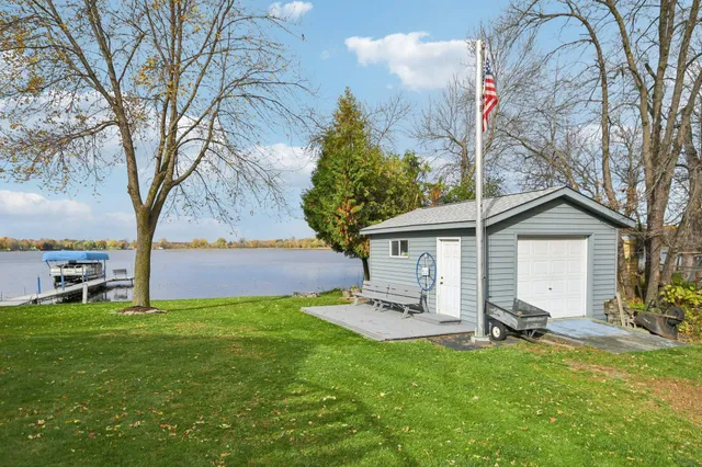 $700,000 | 44080 Maple Lane, Harris, MN 55032