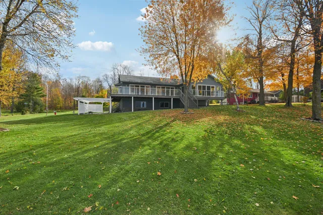 $700,000 | 44080 Maple Lane, Harris, MN 55032