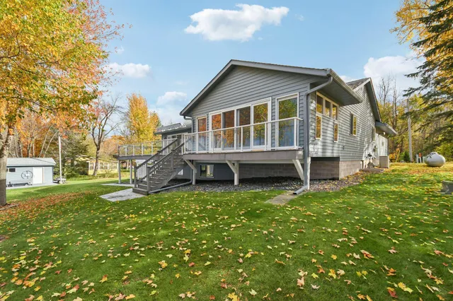 $700,000 | 44080 Maple Lane, Harris, MN 55032