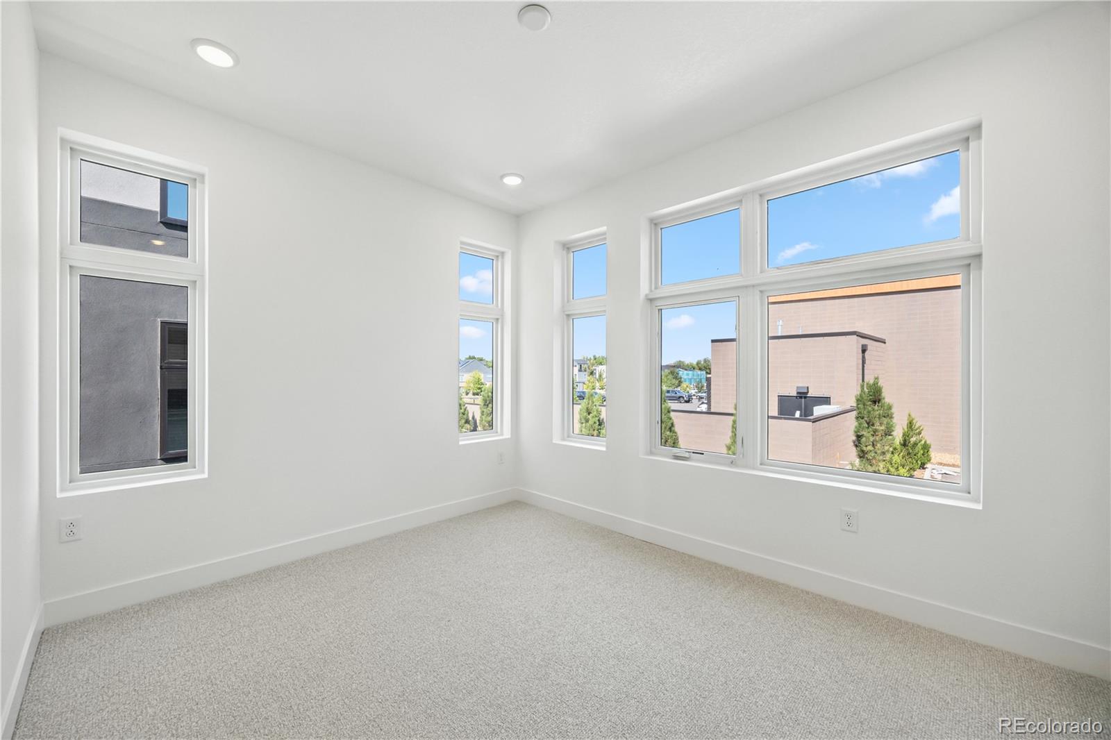 10 Oneida Court Denver, CO 80230 - Photo 14 of 33