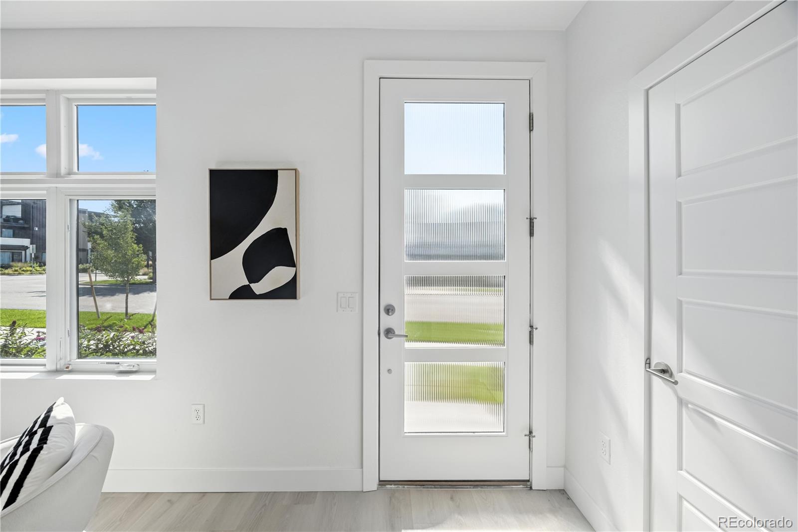 10 Oneida Court Denver, CO 80230 - Photo 2 of 33