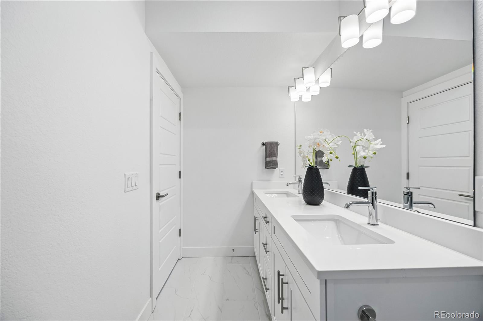 10 Oneida Court Denver, CO 80230 - Photo 21 of 33