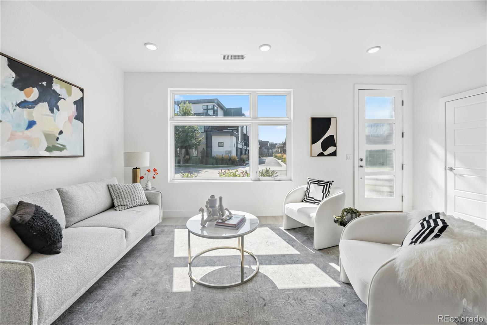 10 Oneida Court Denver, CO 80230 - Photo 5 of 33