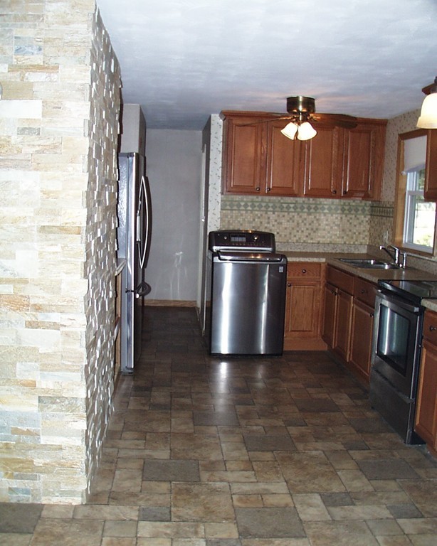 7 Pictun Road Randolph, MA 02368 - Photo 4 of 13 Gallery Image 4