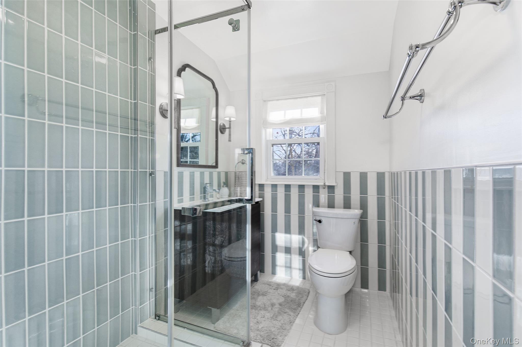 25 Roxbury Road Scarsdale, NY 10583 - Photo 22 of 32 Additional view of the stylish and newly renovated full bathroom located on the second level.