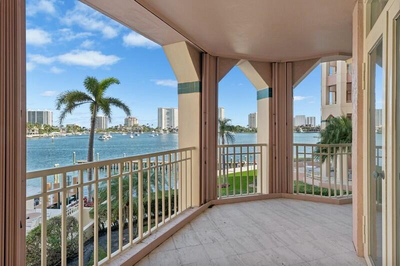 300 Southeast 5th Avenue, Unit 2090 Boca Raton, FL 33432 - Photo 17 of 33 tempImageDQRD28