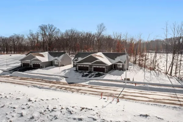 $318,500 | 2207 Caroline Street, Cumberland, WI 54829