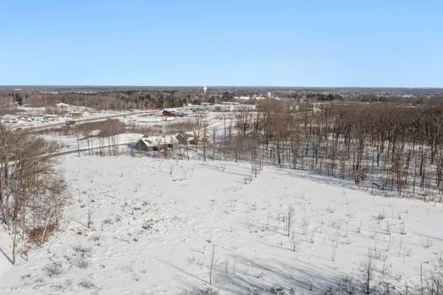 $318,500 | 2207 Caroline Street, Cumberland, WI 54829