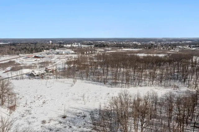 $318,500 | 2207 Caroline Street, Cumberland, WI 54829