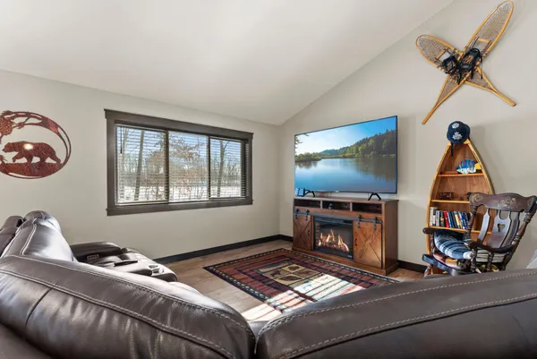 $318,500 | 2207 Caroline Street, Cumberland, WI 54829