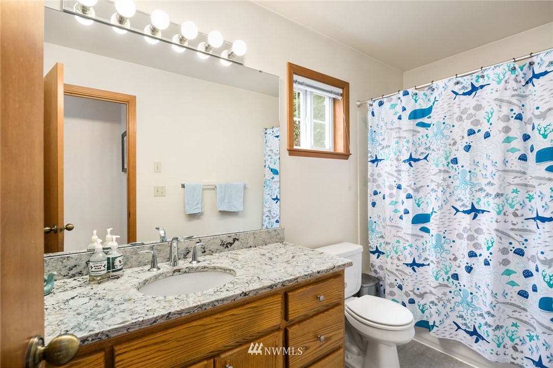 23903 South Lake Roesiger Road Snohomish, WA 98290 - Photo 11 of 25