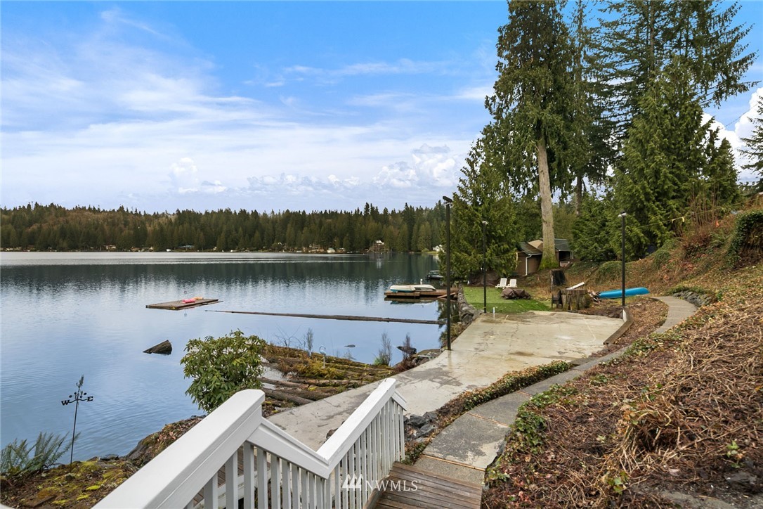 23903 South Lake Roesiger Road Snohomish, WA 98290 - Photo 3 of 25