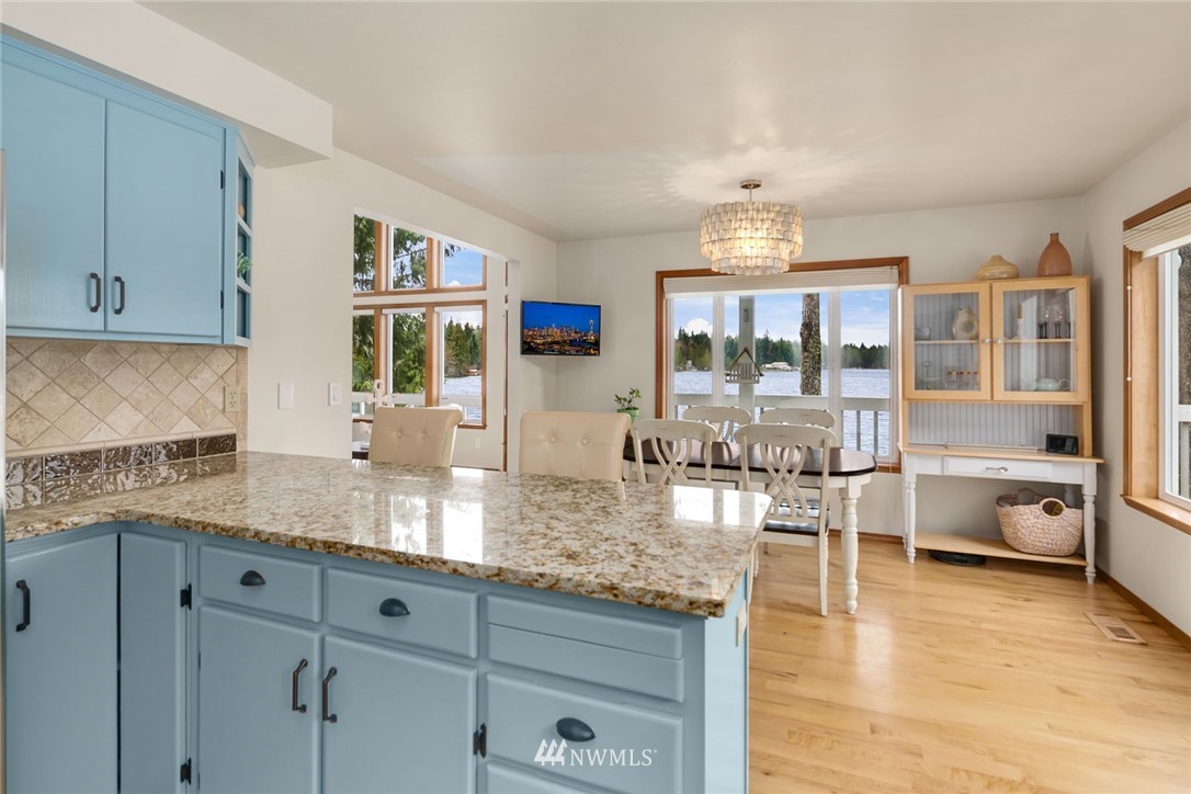 23903 South Lake Roesiger Road Snohomish, WA 98290 - Photo 9 of 25