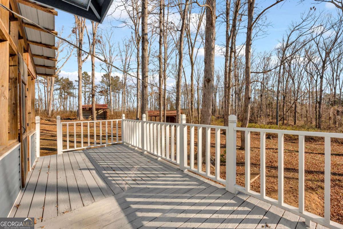 2975 Highway 72 Comer, GA 30629 - Photo 37 of 42 a view of a wooden fence