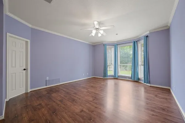 $292,000 | 1501 Chaucer Drive, Cleburne, TX 76033