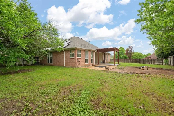 $292,000 | 1501 Chaucer Drive, Cleburne, TX 76033