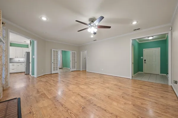 $292,000 | 1501 Chaucer Drive, Cleburne, TX 76033