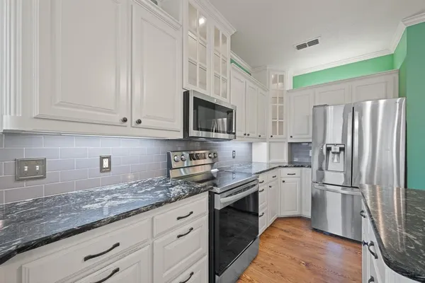 $292,000 | 1501 Chaucer Drive, Cleburne, TX 76033