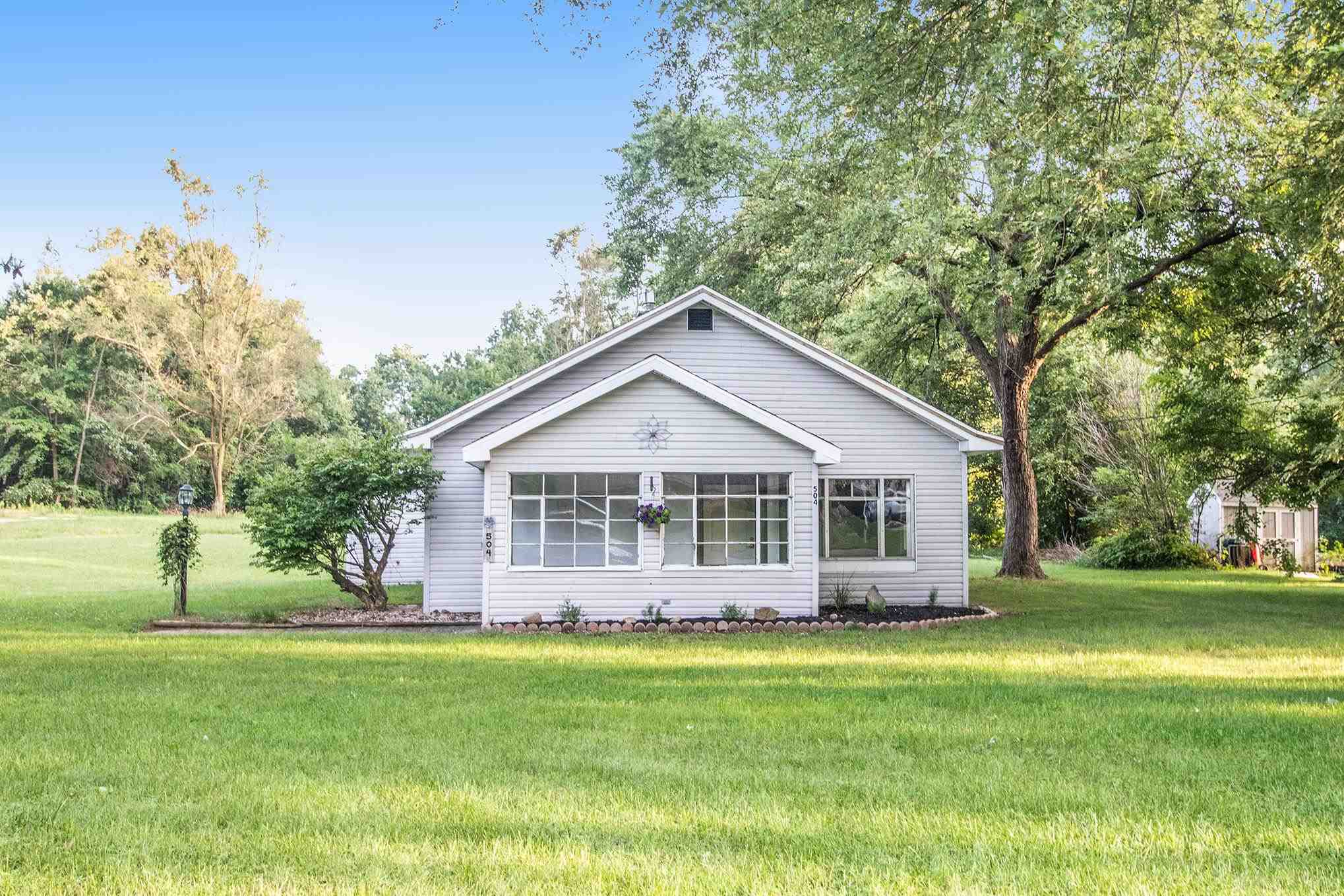 504 Hackett Road Goshen, IN 46528 - Photo 1 of 15 Gallery Image 1