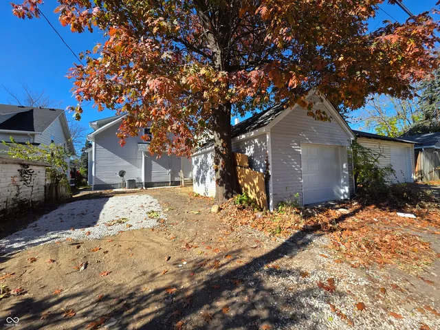 $1,995 | 1153 Dawson Street, Indianapolis, IN 46203