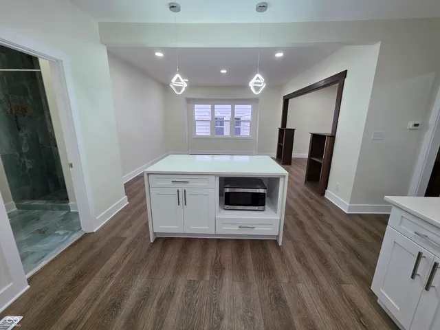 $1,995 | 1153 Dawson Street, Indianapolis, IN 46203