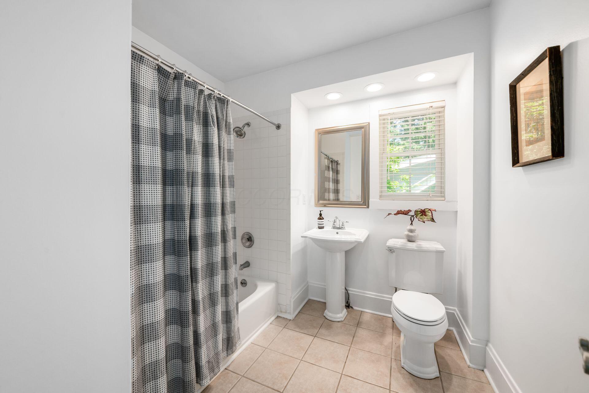 3088 Midgard Road Columbus, OH 43202 - Photo 27 of 53 3088 Midgard Rd