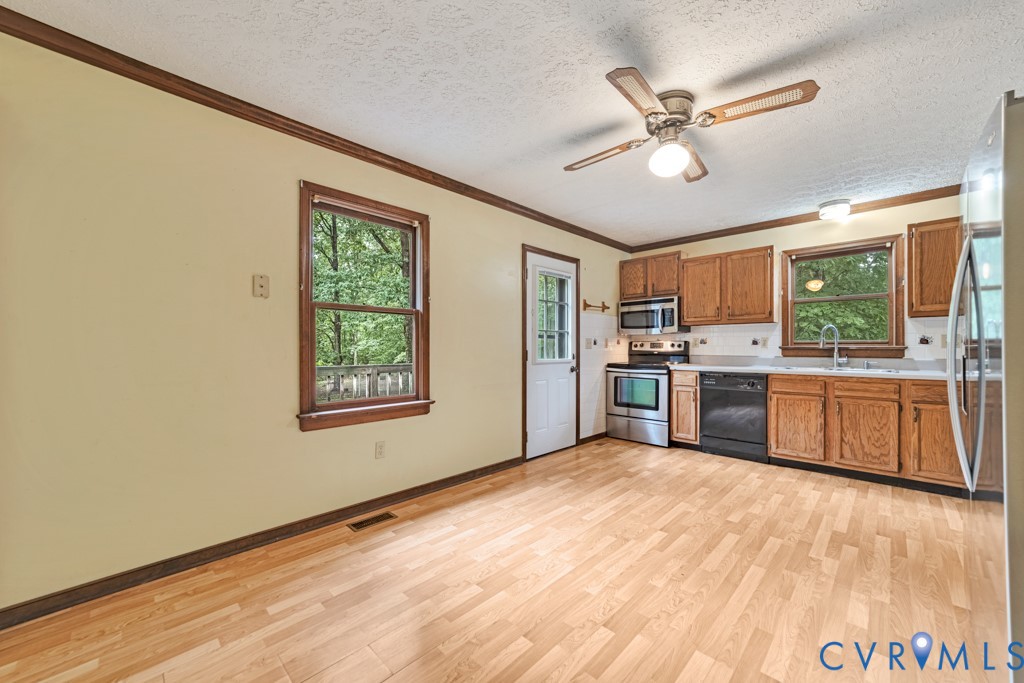 2715 Bethany Church Road Bumpass, VA 23024 - Photo 7 of 44