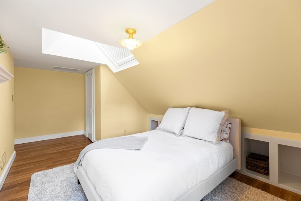 31 Englewood Road Winchester, MA 01890 - Photo 19 of 32 Gallery Image 19