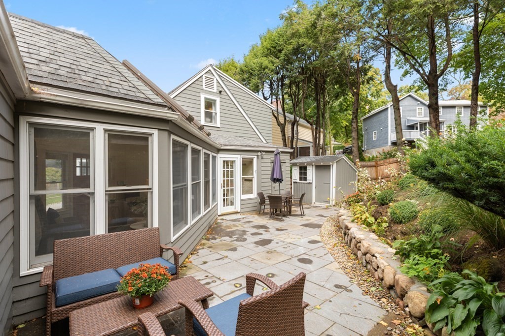 31 Englewood Road Winchester, MA 01890 - Photo 27 of 32 Gallery Image 27